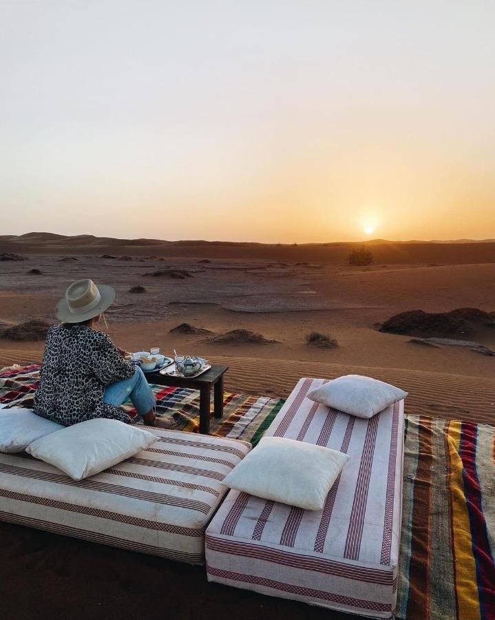 Erg Chegaga Camp Excursions Hotell M'Hamid Exteriör bild