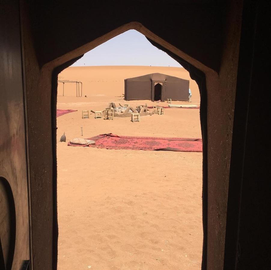 Erg Chegaga Camp Excursions Hotell M'Hamid Exteriör bild