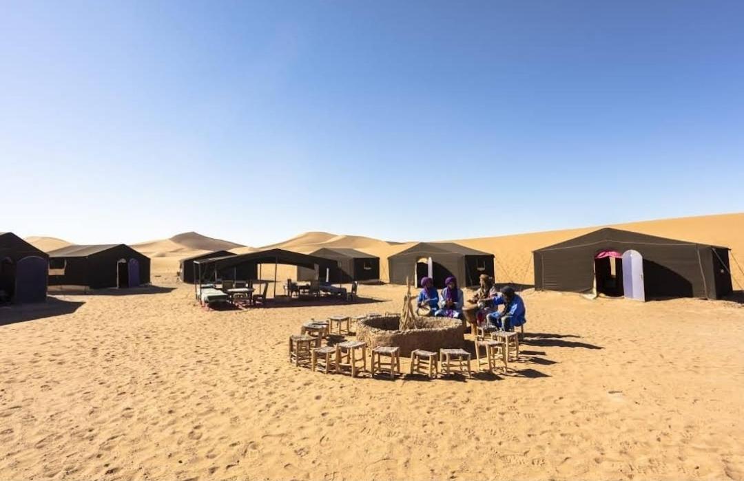 Erg Chegaga Camp Excursions Hotell M'Hamid Exteriör bild