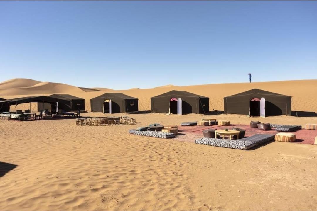Erg Chegaga Camp Excursions Hotell M'Hamid Exteriör bild