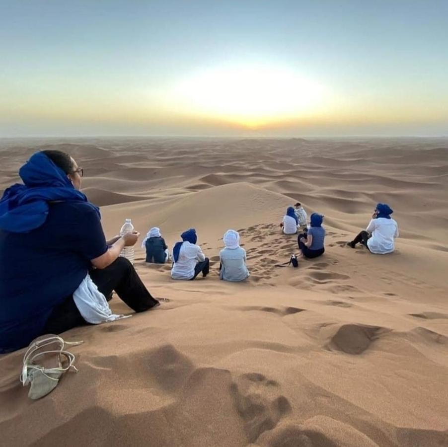 Erg Chegaga Camp Excursions Hotell M'Hamid Exteriör bild