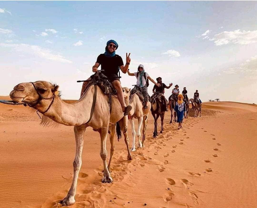 Erg Chegaga Camp Excursions Hotell M'Hamid Exteriör bild